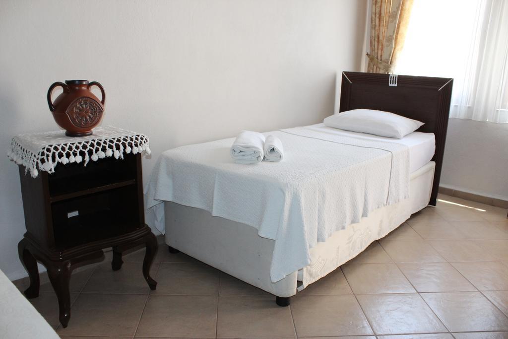 Uysal Pansiyon Bozcaada Room photo